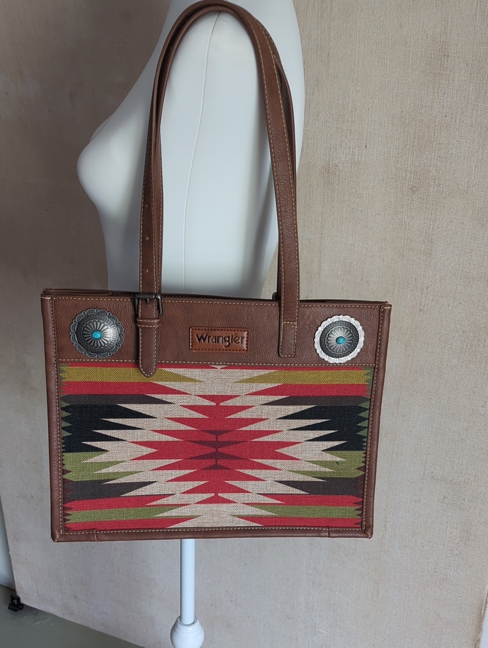 NWOT Wrangler Southwestern Purse - Antique silver Conchos w/Turquoise